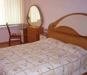 מלון Riviera רבדה